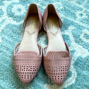 Isaac Mizrahi pink flats size 6.5
